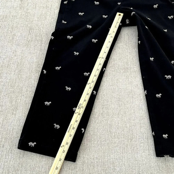 Coldwater Creek Ankle Pants Womens Size 8 Black‎ Zebra Embroidered Side Zip - Picture 2 of 11